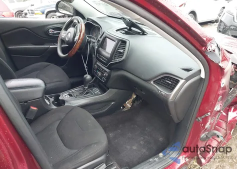 2019 Jeep Cherokee Latitude Fwd из США, поврежденный, VIN 1C4PJLCB4KD262738